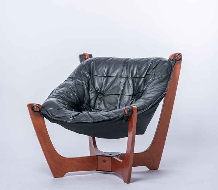 Kemi T's Luxe Lounge Velvet Sofa